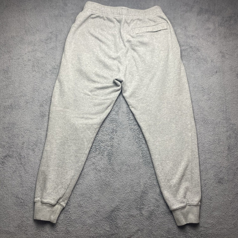 Nike Sweatpants Mens Small Gray Joggers Elastic Waist Pockets Logo Drawstring - Picture 2 of 12